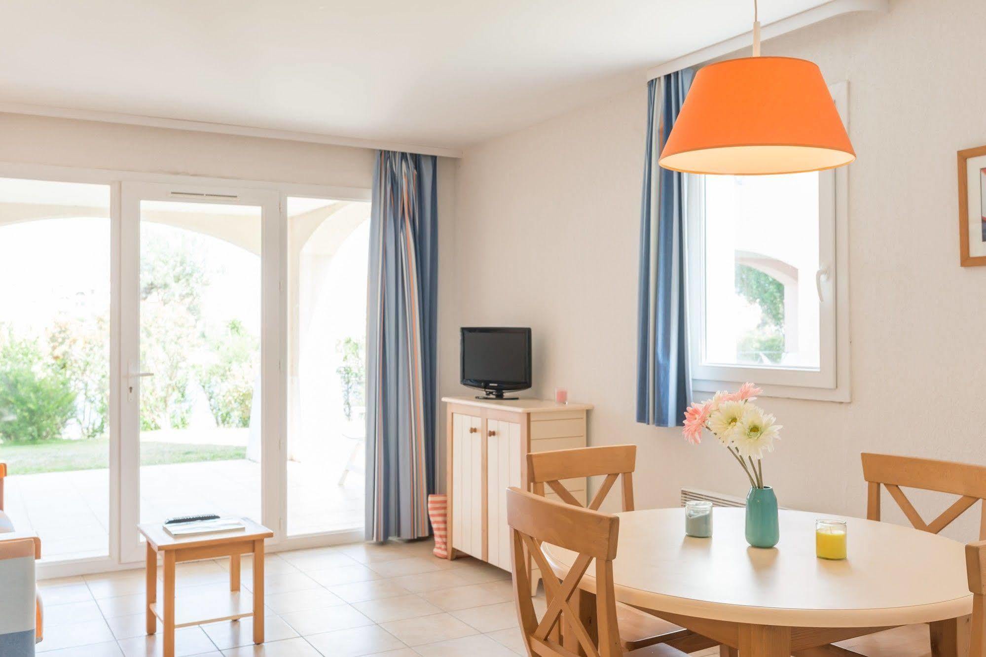 Lagrange Vacances Catalana Le Barcarès エクステリア 写真